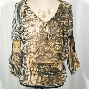 Caché pattern top. Size M